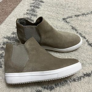 Steven Madden Sultan Suede Booties in Grey